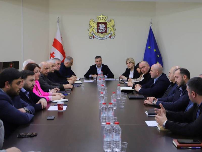 რაჭა-ლეჩხუმ ქვემო სვანეთის მხარეში სახელმწიფო რწმუნებულმა პაპუნა მარგველიძემ...